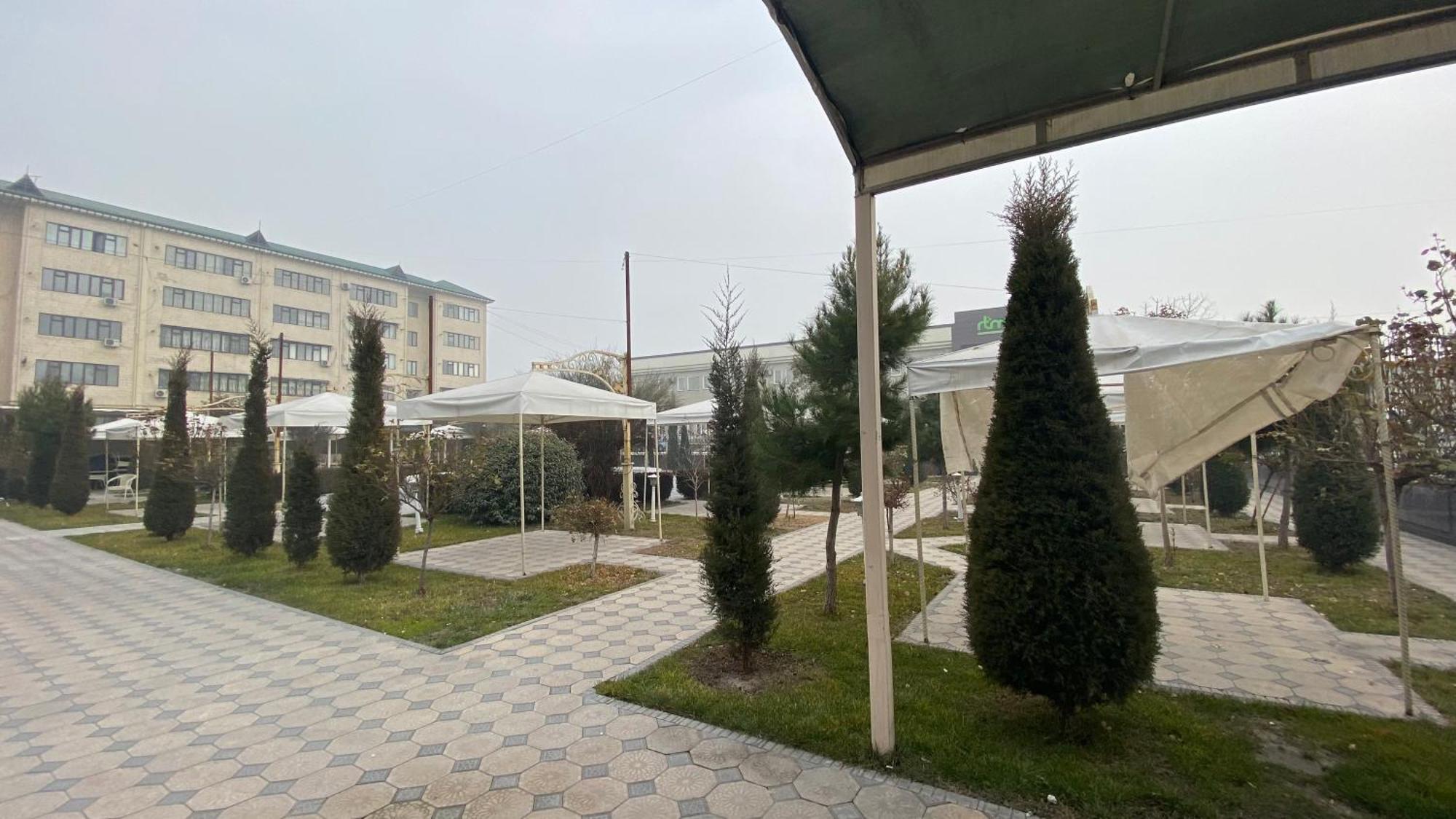Diyor Hotel Marghilon Eksteriør bilde