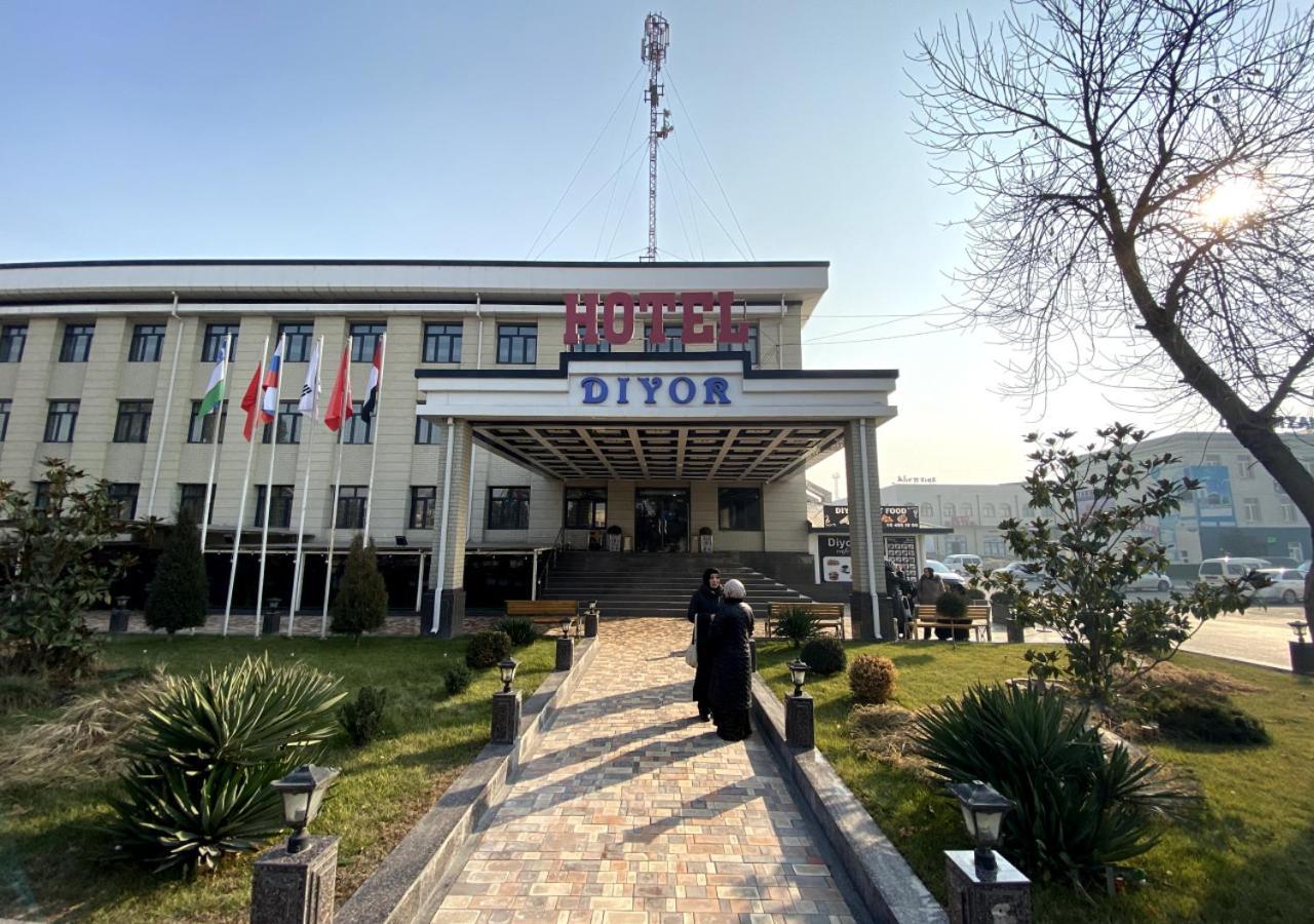 Diyor Hotel Marghilon Eksteriør bilde
